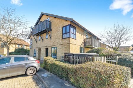 Ramsthorn Grove, Walnut Tree, Milton Keynes, Buckinghamshire, MK7 7ND