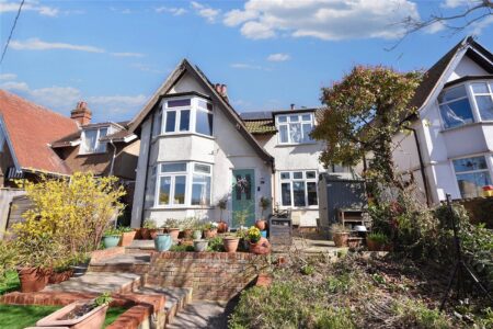Garrison Lane, Felixstowe, Suffolk, IP11 7SJ