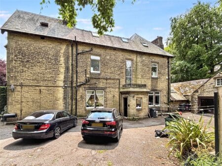 Clayton Lane, Clayton, Bradford, West Yorkshire, BD14 6PD