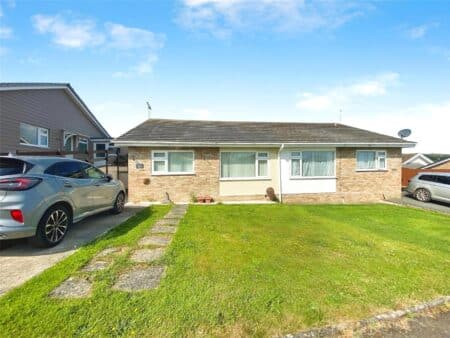 Heol Y Graig, Aberporth, Cardigan, Ceredigion, SA43 2HD