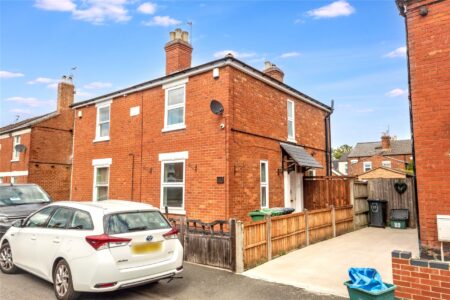 Melbourne Street East, Gloucester, Gloucestershire, GL1 4NP