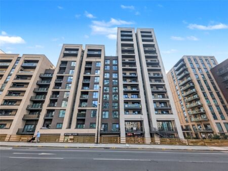 Peto Street North, London, E16 1RE