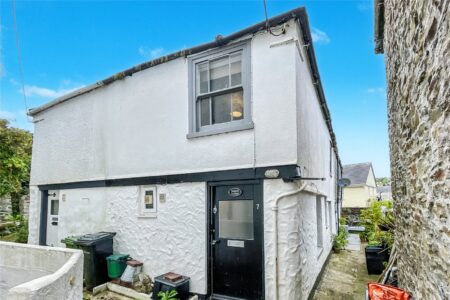 Myrtle Court, Mevagissey, St. Austell, Cornwall, PL26 6UT