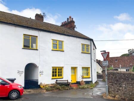 St. Georges Street, Dunster, Minehead, Somerset, TA24 6RZ
