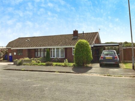 Ingelow Close, Stoke-on-Trent, Staffordshire, ST3 2HH