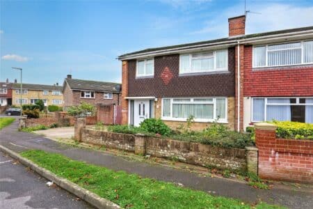 Broxhead Road, Havant, Hampshire, PO9 5LA