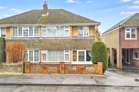 Rosslyn Road, Whitwick, Coalville, Leicestershire, LE67 5PU