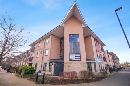 Chieftain Way, Cambridge, Cambridgeshire, CB4 2EF