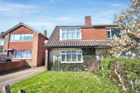 Iris Road, West Ewell, Epsom, Surrey, KT19 9NH