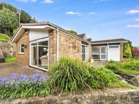 Lodge Drive, Belper, Derbyshire, DE56 2TP
