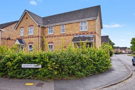 Regents Close, Highwoods, Colchester, Essex, CO4 9FJ