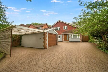 Manor Drive, Hartley, Longfield, Kent, DA3 8AW