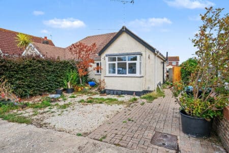 Gorse Avenue, Bognor Regis, West Sussex, PO22 6AY